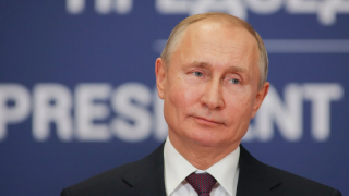 «В тундре каждый ребенок ваше имя знает»: оленевод из ЯНАО позвал Путина в гости