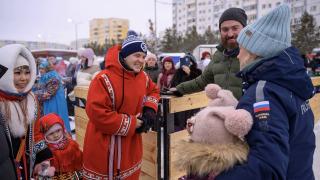 Дмитрий Артюхов вручил Кубок губернатора на Дне оленевода в Надыме